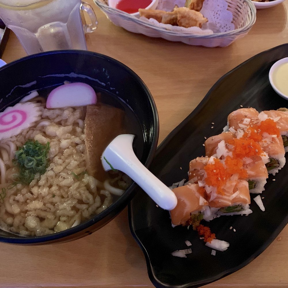 39 Degrees - Udon and Caribbean Roll - Japanese Near Me - Long Beach, California 39 Degrees - Udon and Caribbean Roll - Japanese Near Me - Long Beach, California