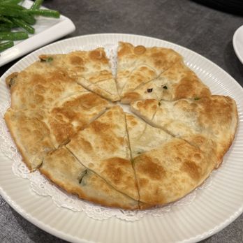 Prince Dumpling - Absolutely the worst scallion pancake you will ever have - no scallion flavor and thick - Dim Sum Near Me - Rosemead, California