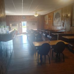 Mike & Wanda's Family Dining
