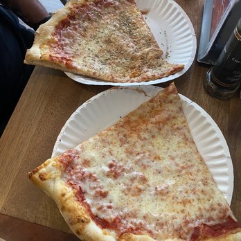 Ricos Pizzeria - Cheese Pizza, delicious! - Pizza Near Me - Sarasota, Florida