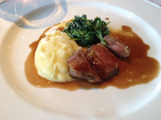 Alessandro Mecca Al Castello di Grinzane Cavour by null