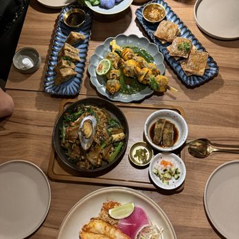 Lalyn - Thai Near Me - New York, New York