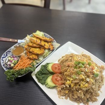 Kings 9 Thai Cuisine - IG: socalhkfoodies - Thai Near Me - Corona, California