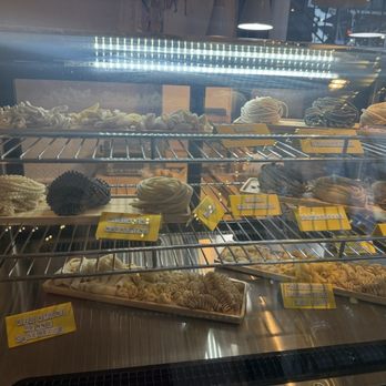 Pasta Eater - Pasta display - Italian Near Me - New York, New York Pasta Eater - Pasta display - Italian Near Me - New York, New York