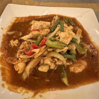 Phattra Thai Restaurant - Pad Kra Pao - Thai Near Me - Metuchen, New Jersey Phattra Thai Restaurant - Pad Kra Pao - Thai Near Me - Metuchen, New Jersey