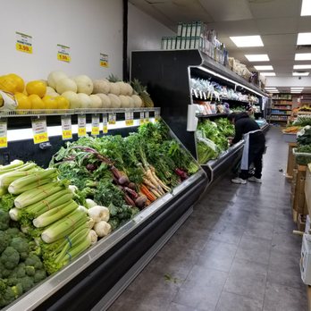 Nathans Farm - a produce section in a grocery store - Fruits & Veggies Near Me - Brooklyn, New York