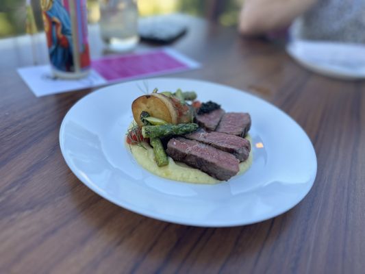 Paramour At The Phipps by null