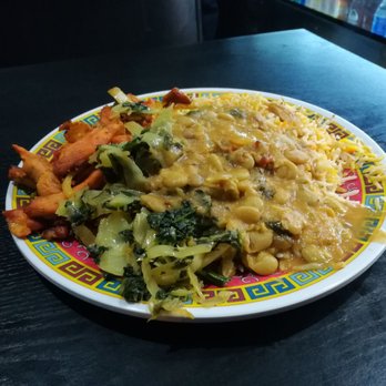 Mogadishu Restaurant - Chicken, beans, veggies, and rice! No nonsense. This is my kind of place. - African Near Me - Chicago, Illinois Mogadishu Restaurant - Chicken, beans, veggies, and rice! No nonsense. This is my kind of place. - African Near Me - Chicago, Illinois