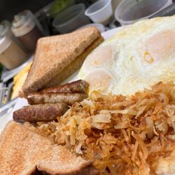 Little Carmen's - Eggs n sausages