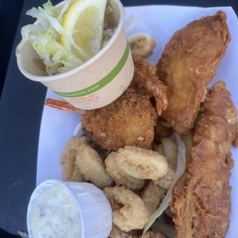 The Hook - Seafood Near Me - San Francisco, California