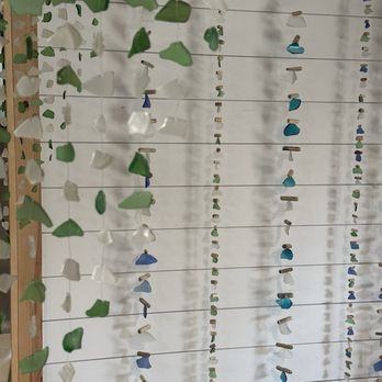 Island Vibes Cafe - Sea glass wall - Breakfast & Brunch Near Me - Lahaina, Hawaii