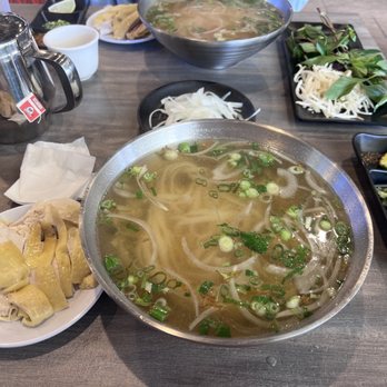 Saigon 88 - Vietnamese Near Me - Sacramento, California
