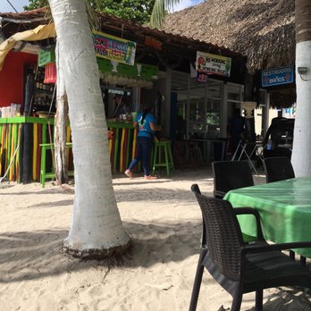 Alberto's - The bar area. - Seafood Near Me - Cozumel, ROO