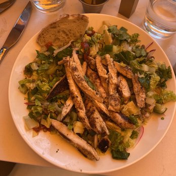 The Bellevue Chicago - Salad with added chicken - New American Near Me - Chicago, Illinois