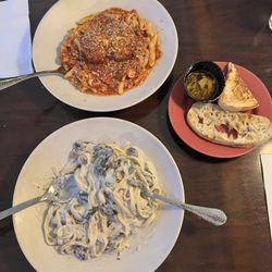 Mushroom alfredo & cavatelli & what's left of the bread and peppers.......