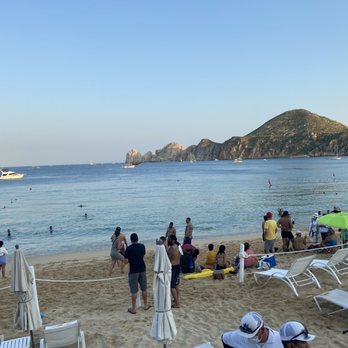 Corazon Beach Club - Lounges Near Me - Cabo San Lucas, BCS