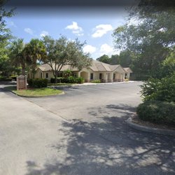 Mountain Spine & Orthopedics - Exterior of Mountain Spine Orthopedics Fort Pierce