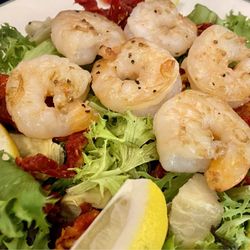 The Inn At Speculator - Mediterranean salad with added grilled shrimp