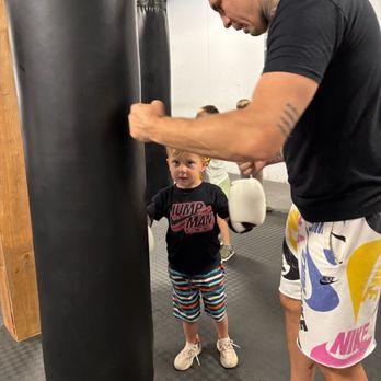 Apex Boxing Club - Boxing Near Me - Sherman Oaks, California Apex Boxing Club - Boxing Near Me - Sherman Oaks, California
