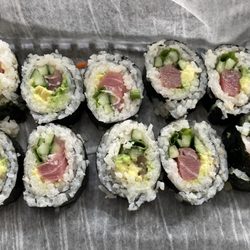 FUSIAN - Spicy Tuna Roll