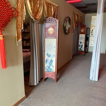New Oriental Massage - Curtain entries. Still a very private experience - Massage Near Me - Robbinsdale, Minnesota