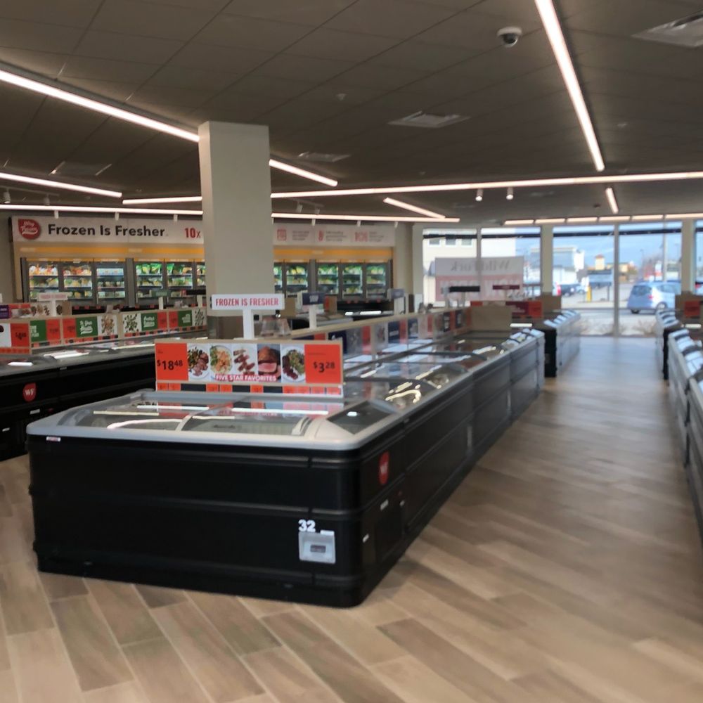 Wild Fork - Airy and comfortable display space. - Meat Shops Near Me - Skokie, Illinois Wild Fork - Airy and comfortable display space. - Meat Shops Near Me - Skokie, Illinois