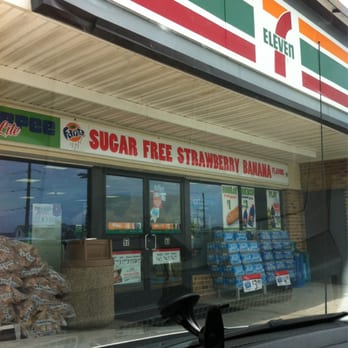 7-Eleven - the front of a store - Convenience Stores Near Me - Nags Head, North Carolina