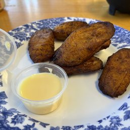 Fried sweet plantains with condensed milk Fried sweet plantains with condensed milk