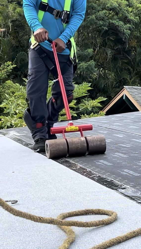 Slide of Voyager Roofing