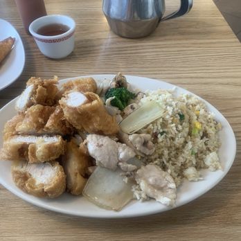 Golden Phoenix Chinese Restaurant - Combo #15- pork fried rice, moo goo gai pan & mar far chicken - Chinese Near Me - Phoenix, Oregon Golden Phoenix Chinese Restaurant - Combo #15- pork fried rice, moo goo gai pan & mar far chicken - Chinese Near Me - Phoenix, Oregon