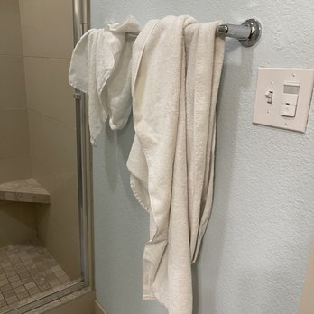 Hyatt House Pleasanton - One towel only - Hotels Near Me - Pleasanton, California Hyatt House Pleasanton - One towel only - Hotels Near Me - Pleasanton, California