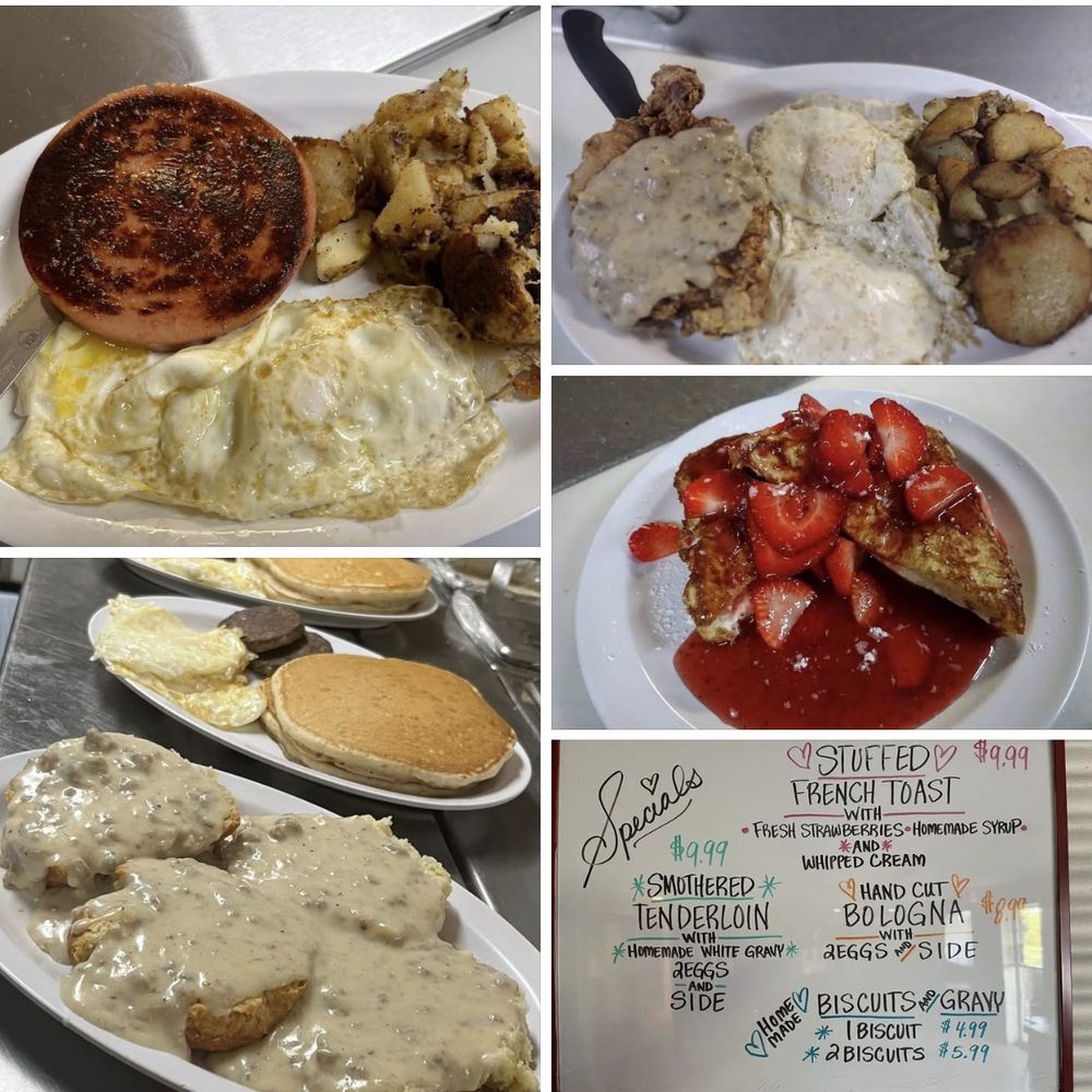 Mee Maw's - Breakfast specials - Diners Near Me - Martinsville, Virginia Mee Maw's - Breakfast specials - Diners Near Me - Martinsville, Virginia