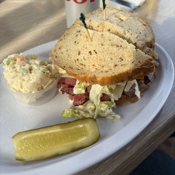 Daughter’s Deli - Papa Pastrami Sandwich - Bagels Near Me - Los Angeles, California Daughter’s Deli - Papa Pastrami Sandwich - Bagels Near Me - Los Angeles, California