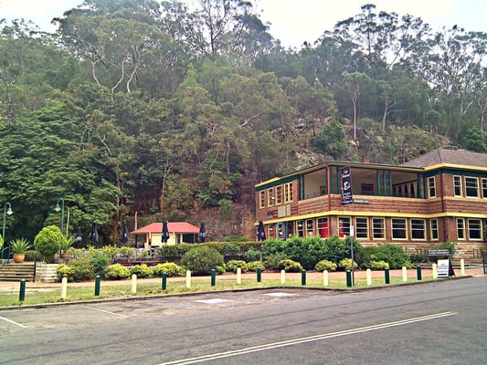 Ku-ring-gai Chase National Park by null