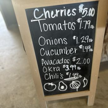 Blossom Trail Fruit Stand - Farmers Market Near Me - Sanger, California