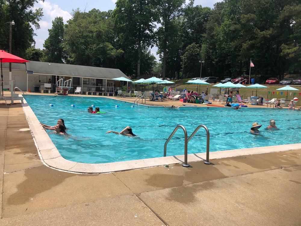 FALLING CREEK FARMS RECREATION ASSOCIATION Updated September 2024 13 Photos 9171 Gregory