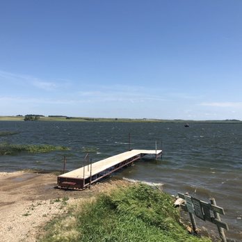 Lynn Lake Lodge - Lynn Lake - Resorts Near Me - Webster, South Dakota