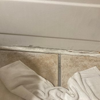 Hawks Cay Resort - More mildew - Resorts Near Me - Duck Key, Florida