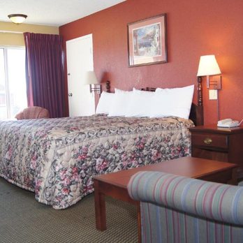 Holiday Lodge - McAlester - Hotels Near Me - McAlester, Oklahoma Holiday Lodge - McAlester - Hotels Near Me - McAlester, Oklahoma