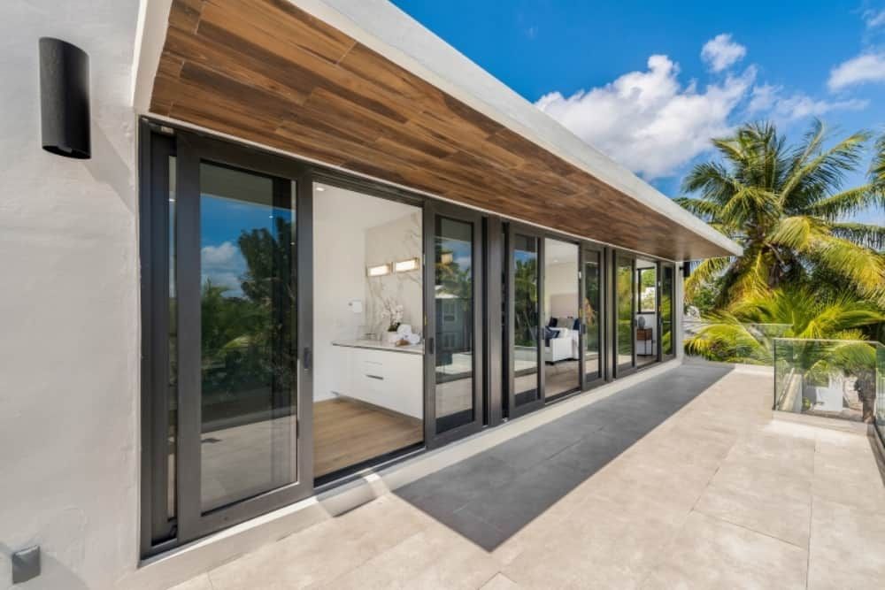 Slide of J&E construction