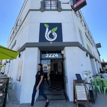 Blu Jam Cafe - outside - Breakfast & Brunch Near Me - Los Angeles, California Blu Jam Cafe - outside - Breakfast & Brunch Near Me - Los Angeles, California