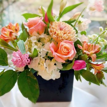 Laurel & Leaf - Florists Near Me - Franklin, Tennessee