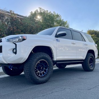 Barney's Tire & Wheel - Tires Near Me - Temecula, California