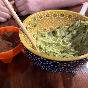 La Valentina - Guacamole - Mexican Near Me - Vancouver, Washington