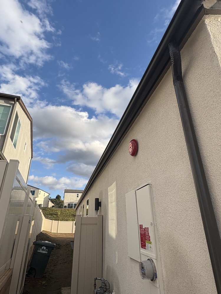 Slide of Venture Roofing