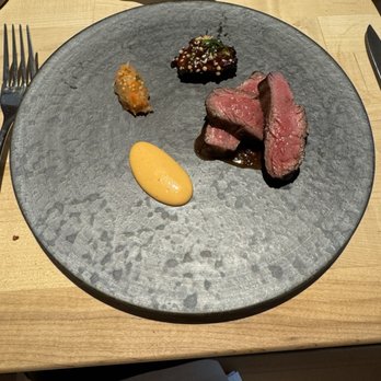 Miro Kaimuki - Asian Fusion Near Me - Honolulu, Hawaii