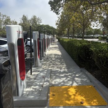 Tesla Supercharger - Goleta - 12 original superchargers - EV Charging Stations Near Me - Goleta, California Tesla Supercharger - Goleta - 12 original superchargers - EV Charging Stations Near Me - Goleta, California