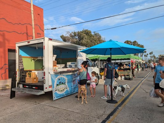 Pacific Beach Tuesday Farmers' Market by null
