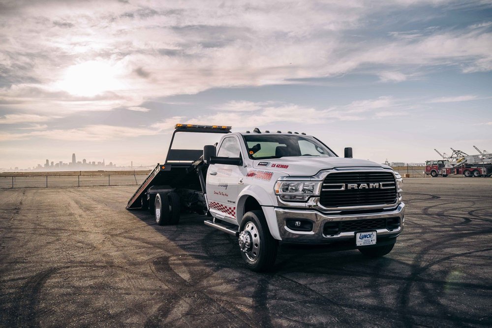 UNITED TOWING SERVICE Updated August 2024 Tampa, Florida Towing