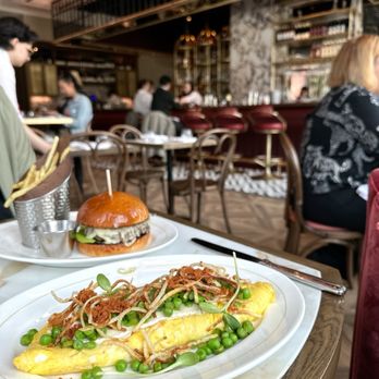 La Plume - French Near Me - Toronto, Ontario La Plume - French Near Me - Toronto, Ontario